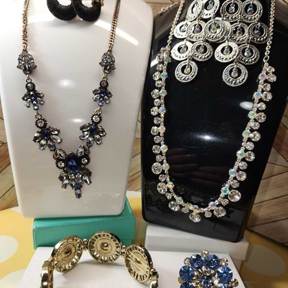 #2123, STUNNING VINTAGE RHINESTONES AND CRYSTAL J… - image 1