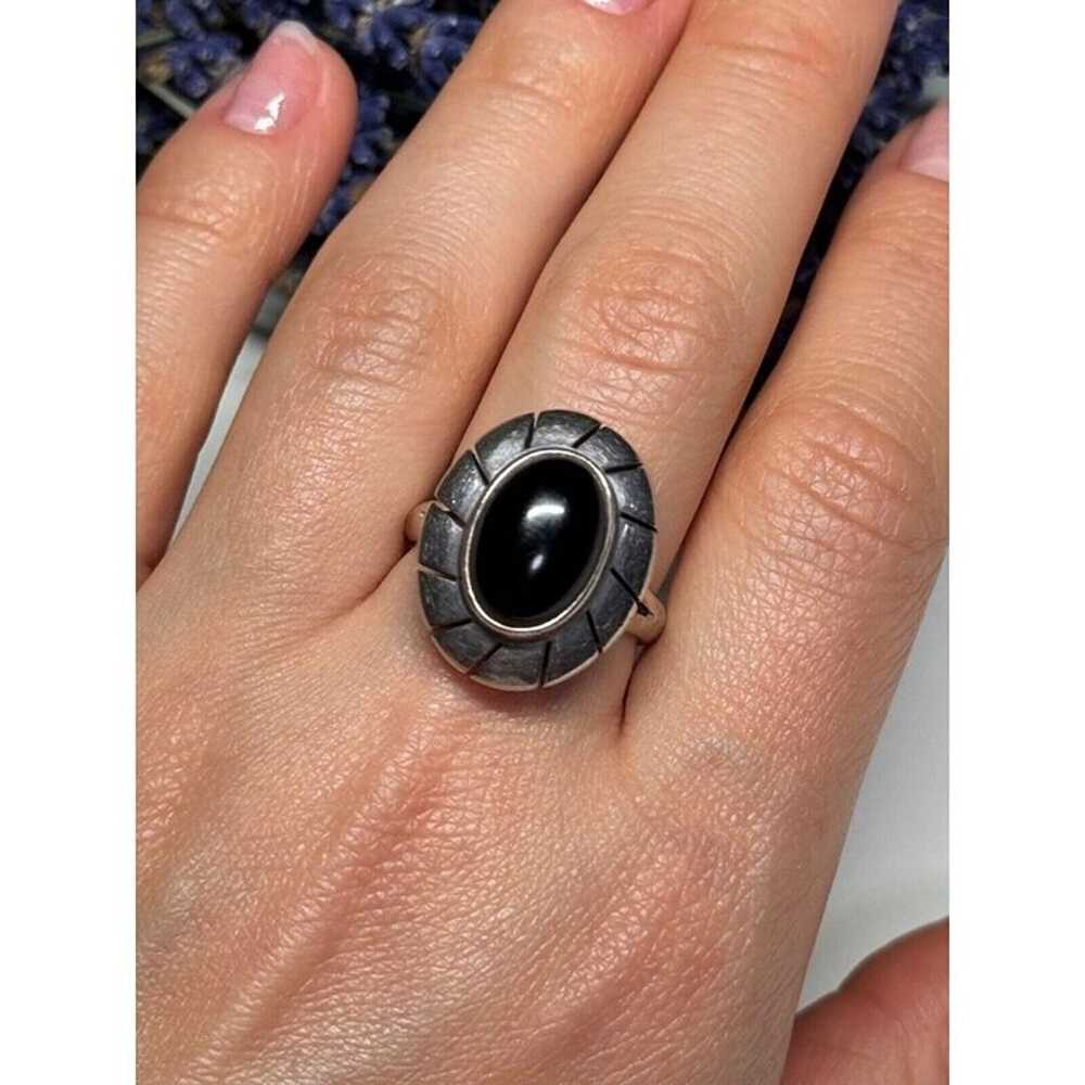 925 STERLING SILVER ONYX RING SIZE 8.5 - image 1