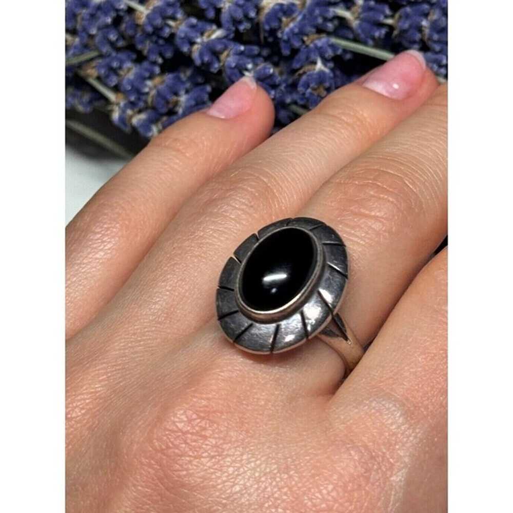 925 STERLING SILVER ONYX RING SIZE 8.5 - image 7