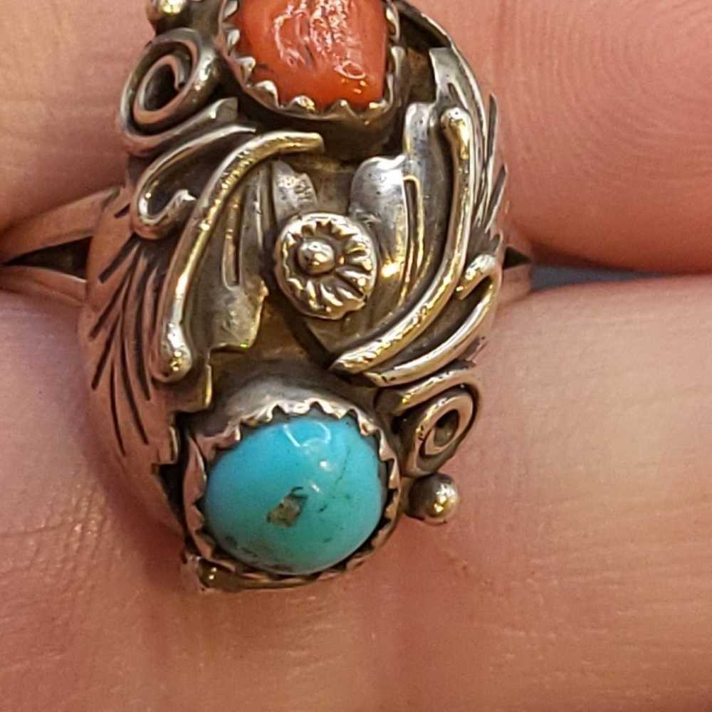 BEAUTIFUL VINTAGE TURQUOISE AND CORAL RING # 622 - image 3