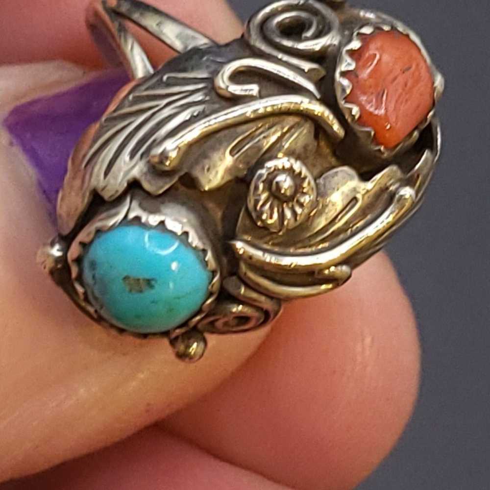 BEAUTIFUL VINTAGE TURQUOISE AND CORAL RING # 622 - image 9