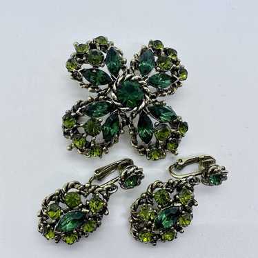 Weiss Maltese Cross Vintage Brooch Clip On Earrin… - image 1