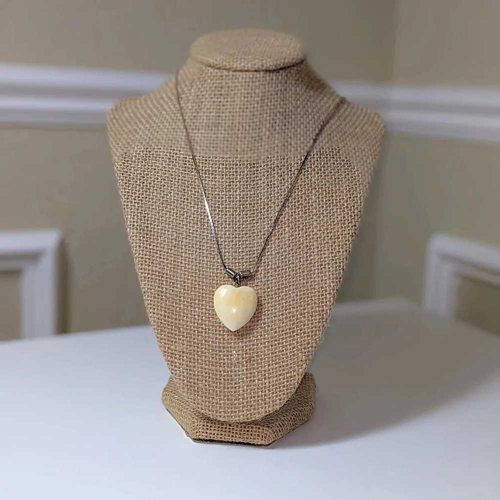 Vintage Heart Pendant and Silver 14" Necklace - image 4