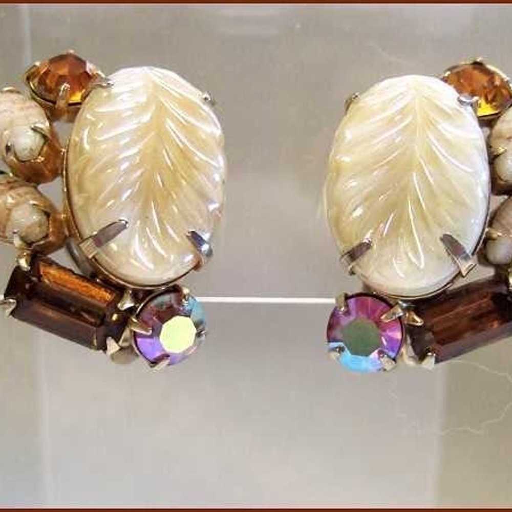 1950s Signed WEISS Art Glass Vintage Earrings - image 2