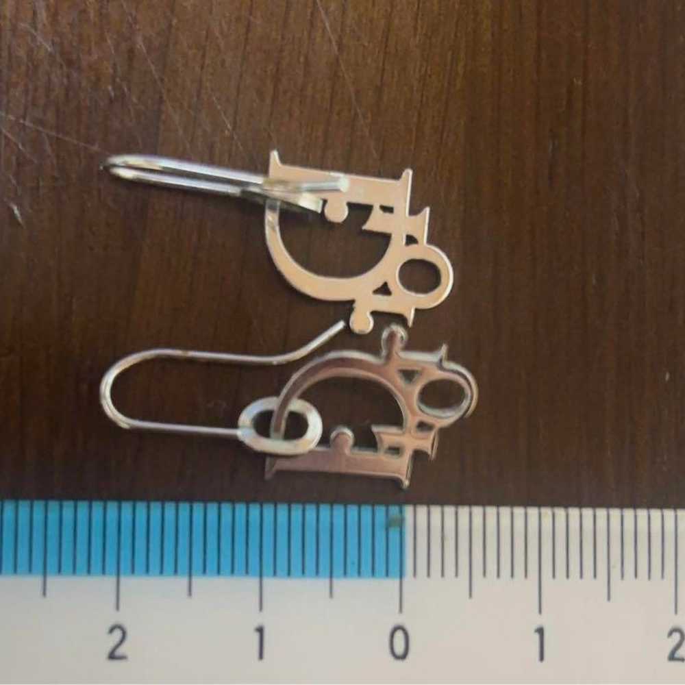 【】Dior Logo Earrings Silver - image 2