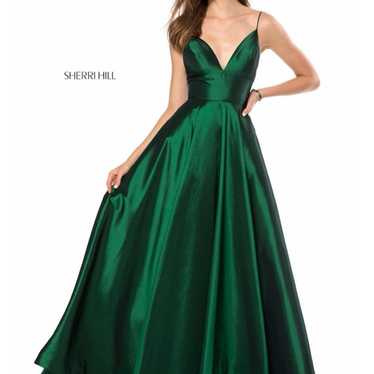 Sherri Hill dress size 8, Emerald Green