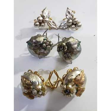 Vintage Gold and Silver Tone Filigree Faux Pearl … - image 1