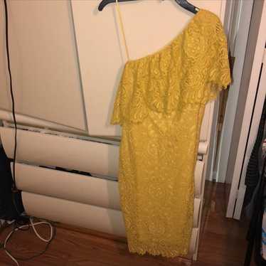 Jax Black Label Yellow Lace One Shoulder