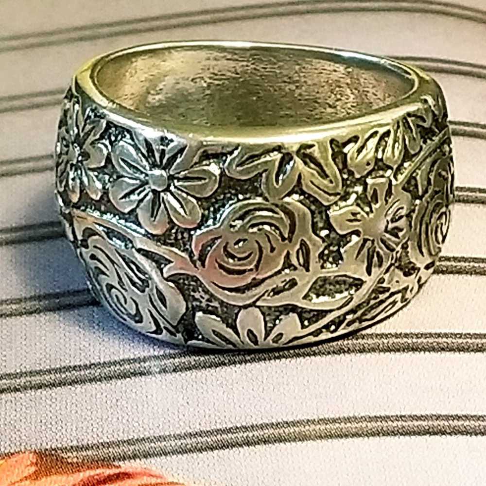 Silpada Sterling Silver Floral Band Ring, Sz 8.5 - image 8