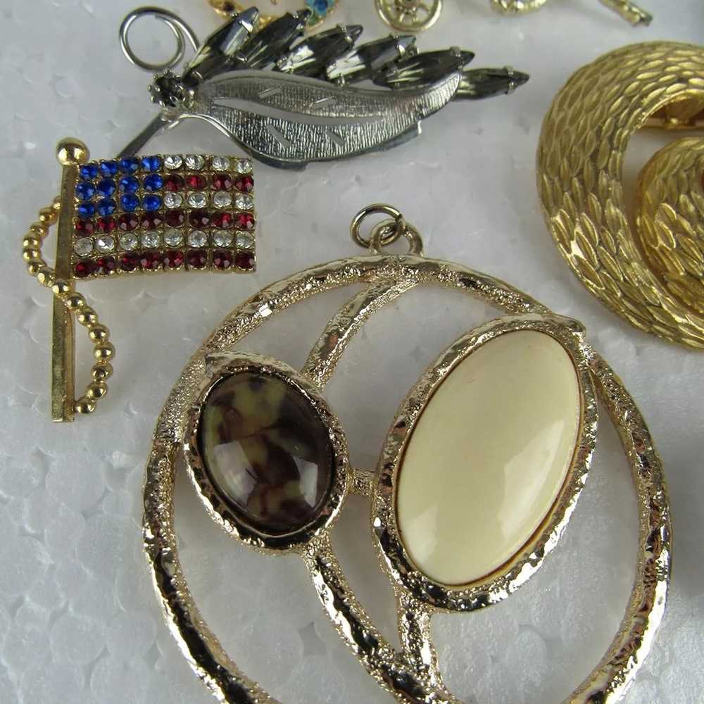 ESTATE SALE BROOCH LOT x11 vintage mid century re… - image 2