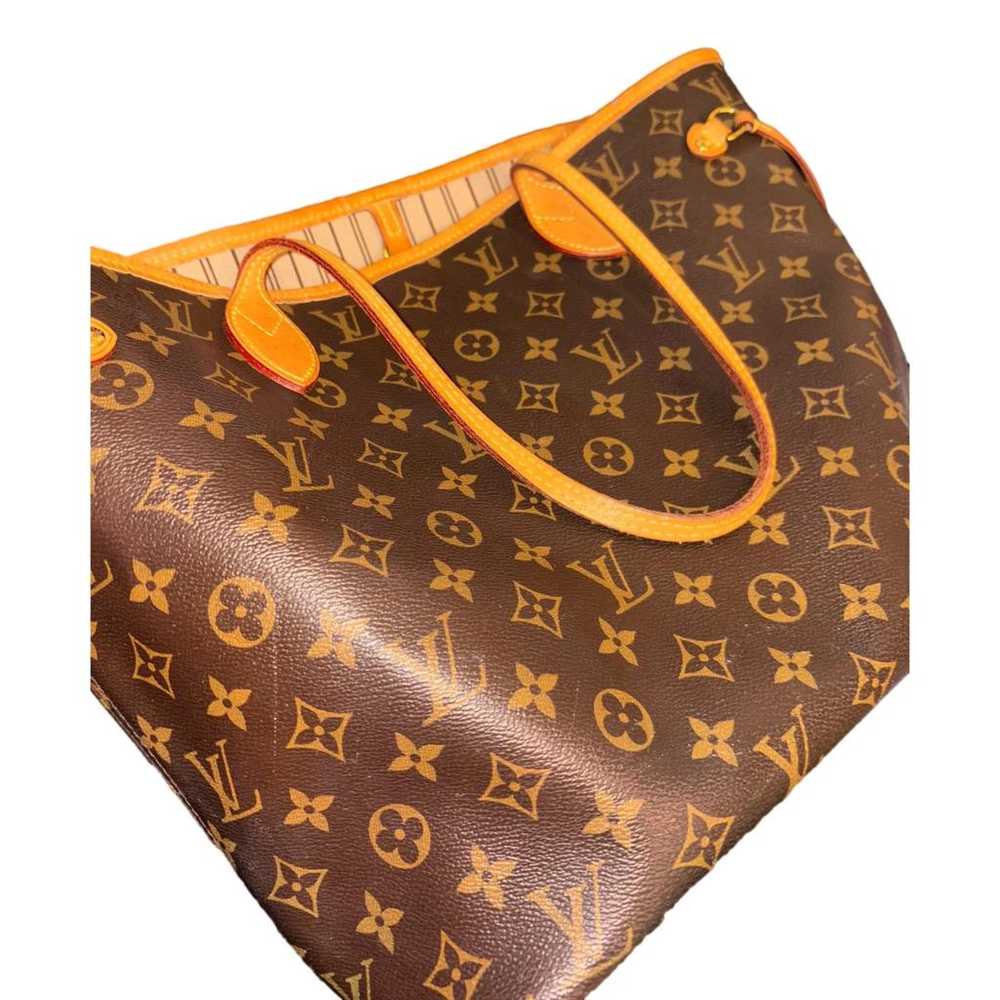 Louis Vuitton Leather tote - image 6