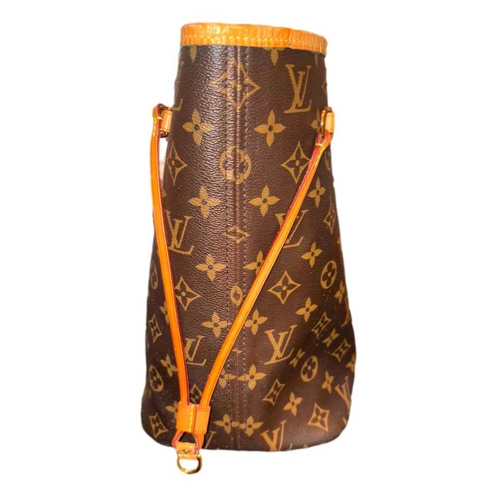 Louis Vuitton Leather tote - image 9