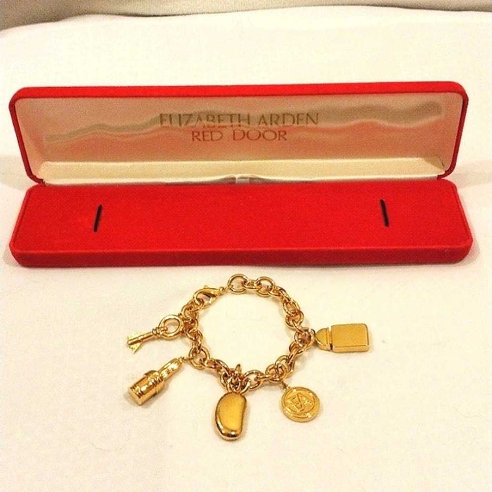 Elizabeth Arden Gold Charm Bracelet Thick Chain 5… - image 5