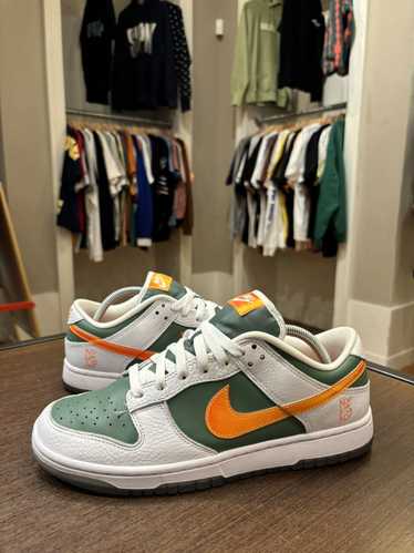 Nike Nike Dunk Low SE NY vs. NY