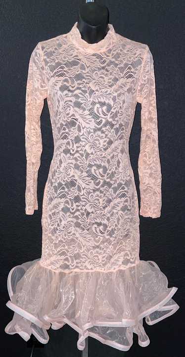 Vintage 1980's Pinky Peach Stretch Lace Bodice Mer