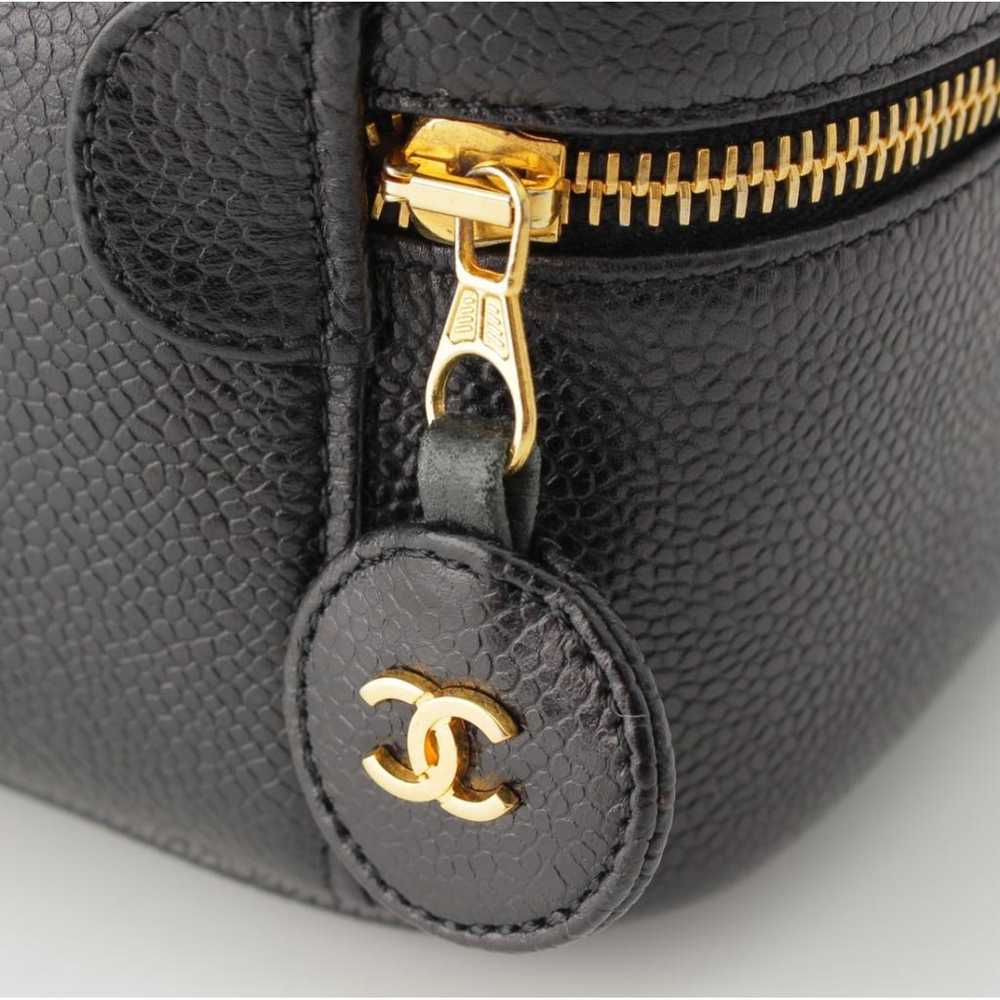 Chanel Vanity leather handbag - image 6