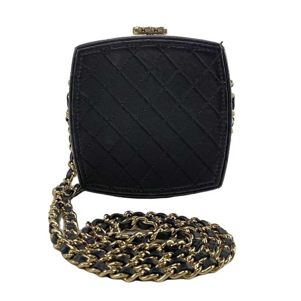 Chanel Leather handbag - image 3