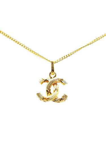 CHANEL Pre-Owned 1970-1980 Gold Plated CC Pendant… - image 1