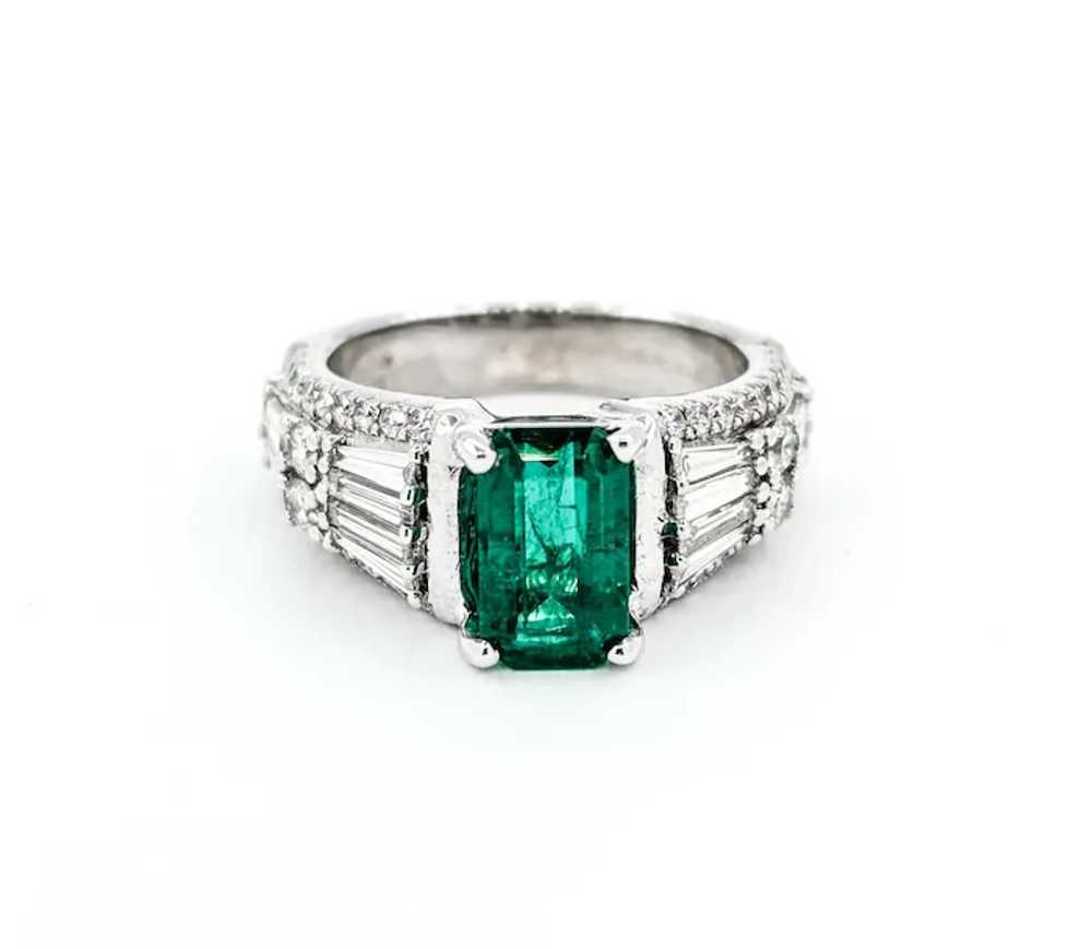 Beautiful Emerald & Diamond Ring in 14k White Gold - image 8