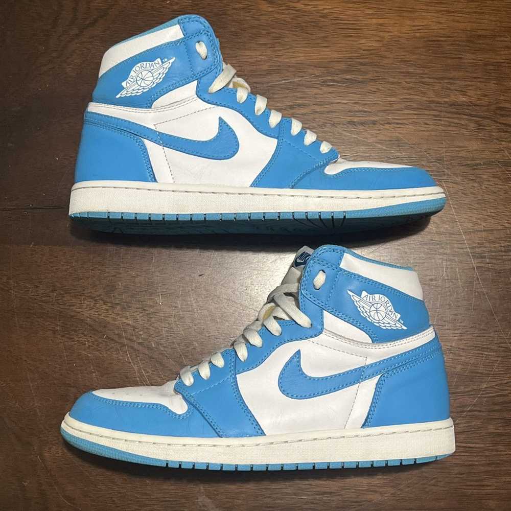 Nike Air Jordan 1 UNC Retro High - image 3