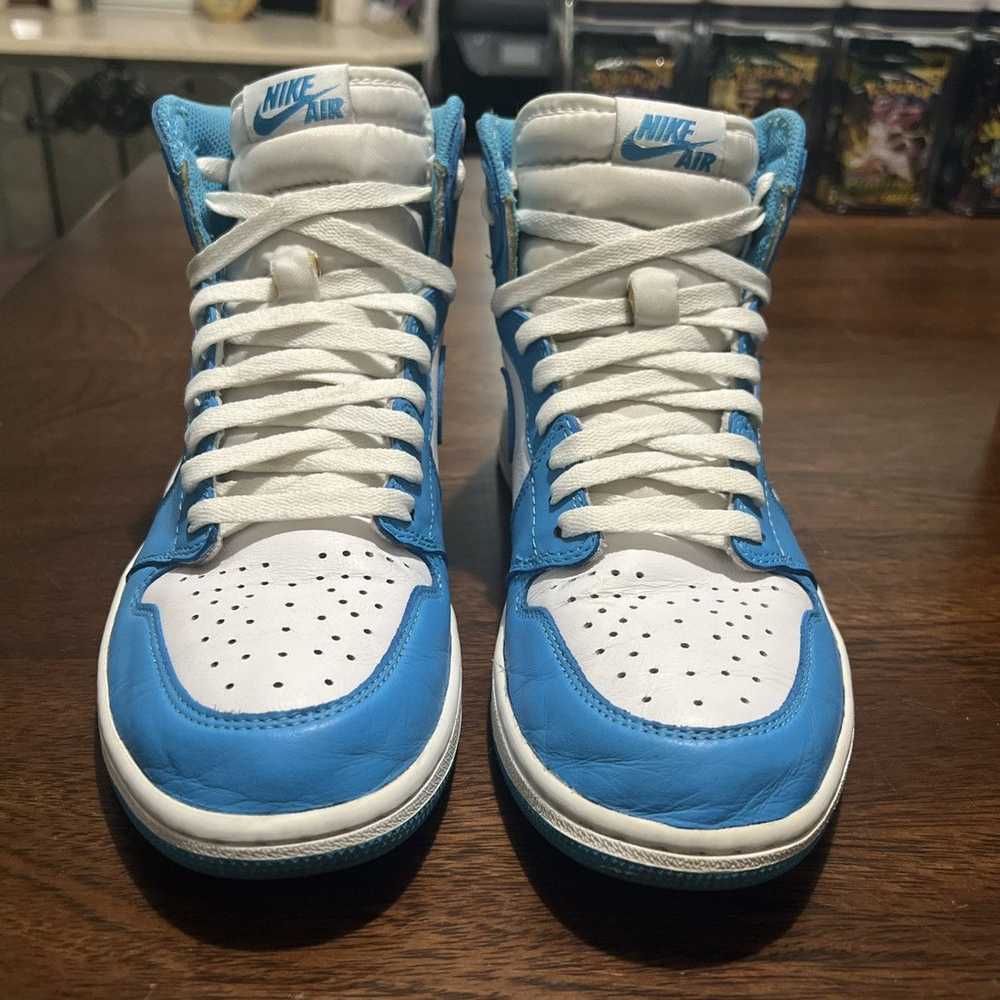 Nike Air Jordan 1 UNC Retro High - image 4