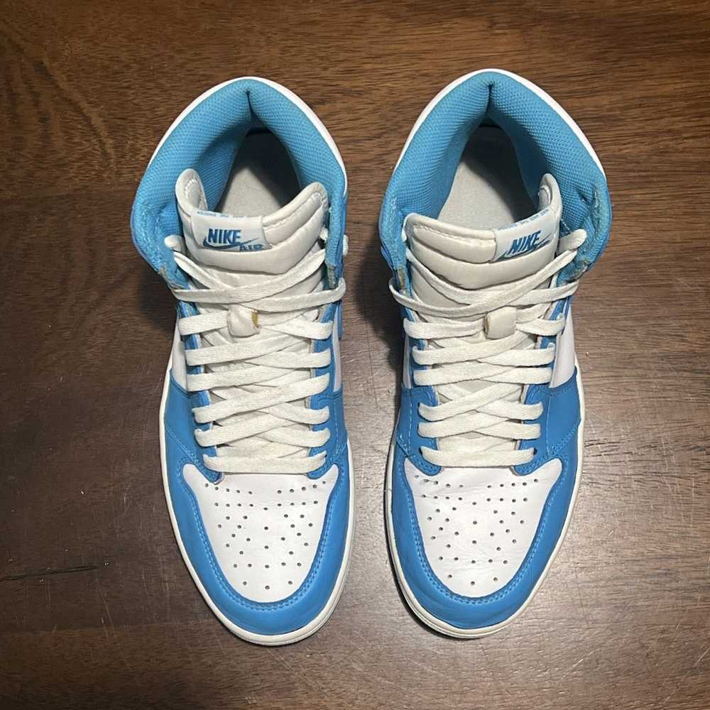 Nike Air Jordan 1 UNC Retro High - image 6