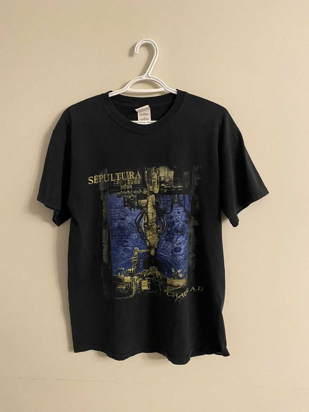 Band Tees × Vintage VINTAGE 2004 SEPULTURA CHAOS … - image 1