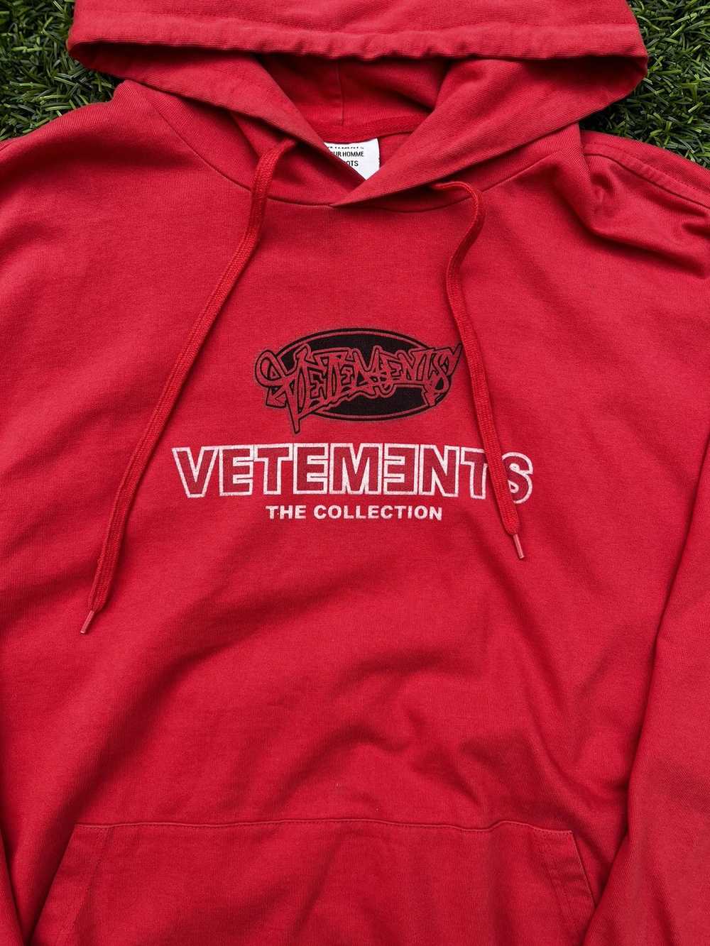 Vetements Vetements graffiti hoodie - image 2