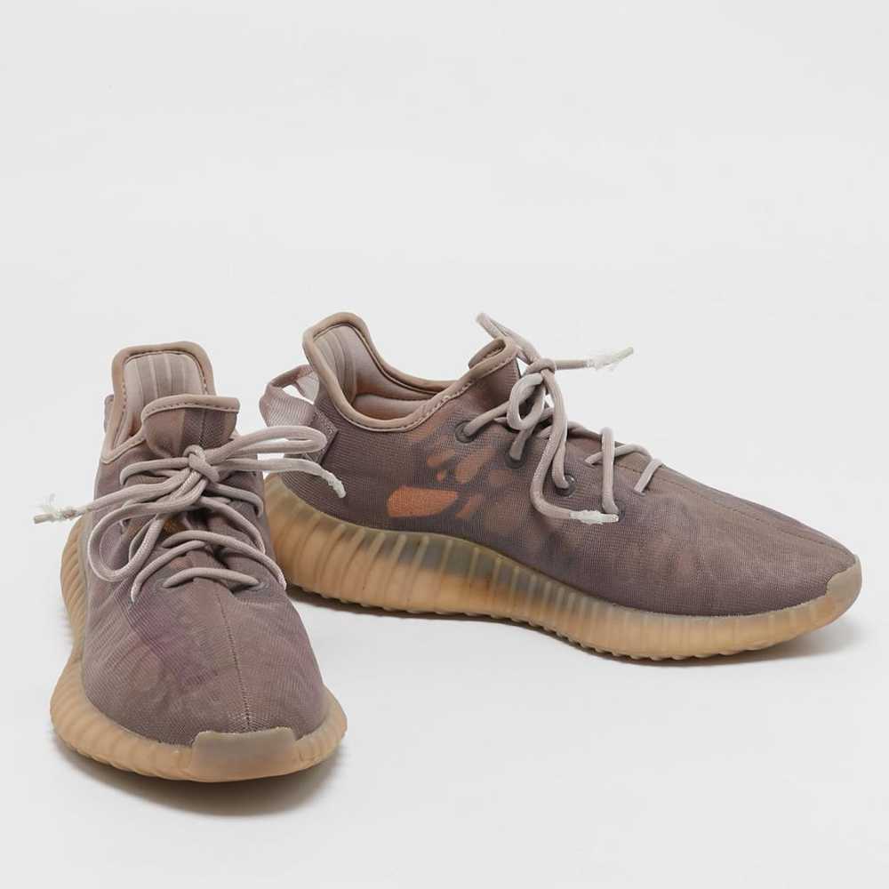 Yeezy x Adidas Trainers - image 3