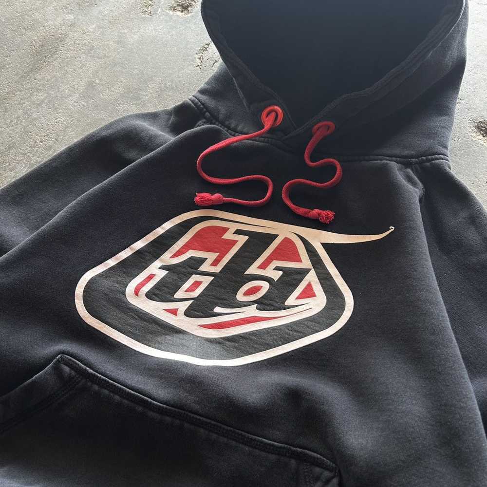 Lee × Streetwear Troy Lee Designs Baggy Hoodie - image 2