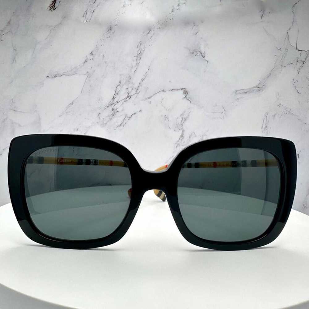 Burberry Sunglasses - image 11