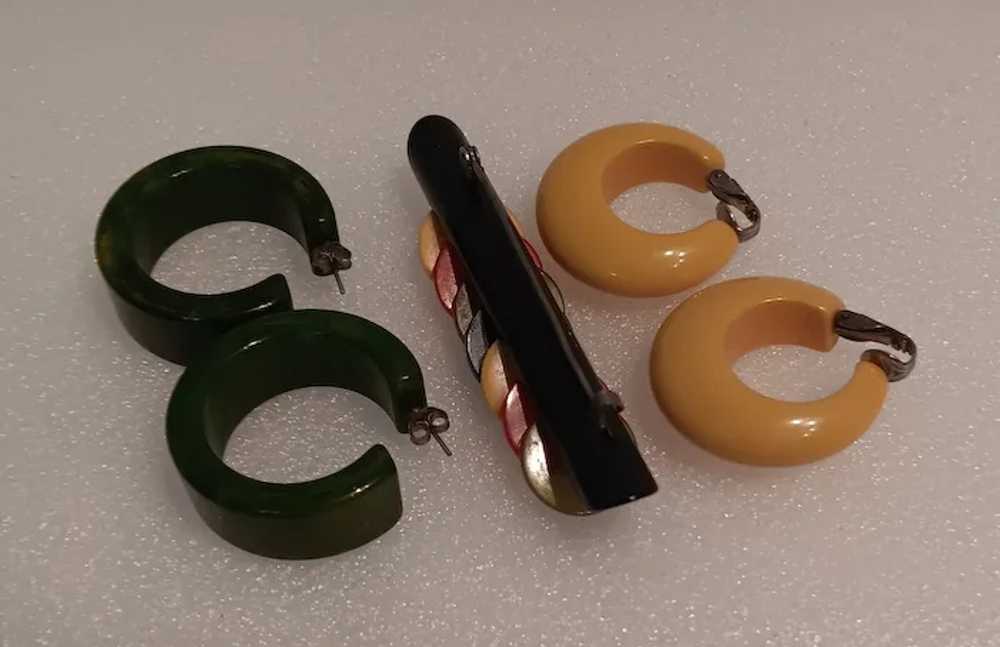 ART DECO 3 PC Set Bakelite Bar & Circles Brooch &… - image 4