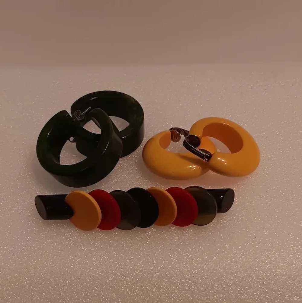 ART DECO 3 PC Set Bakelite Bar & Circles Brooch &… - image 6