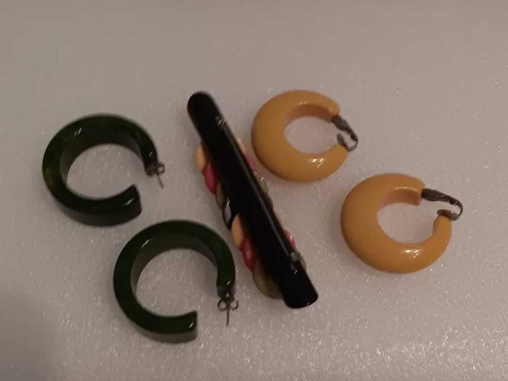 ART DECO 3 PC Set Bakelite Bar & Circles Brooch &… - image 8