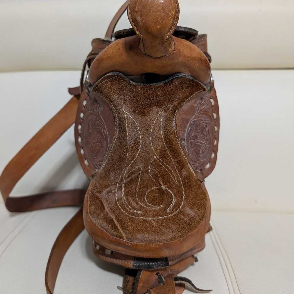 Vintage Tooled Leather Horse Saddle Tack Purse Sh… - image 6