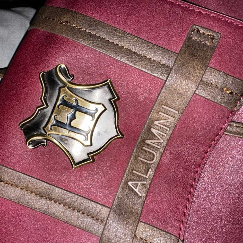 Harry Potter Hogwarts Alumni Bioworld Bag Like New - image 7