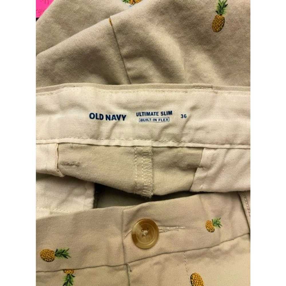 Old Navy Old Navy Ultimate Slim Tan Pineapple Pri… - image 3