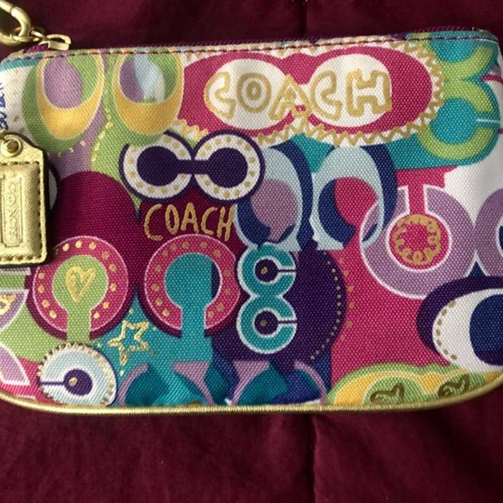 Coach Glam Poppy Wristlet in excellent Condition, - image 5