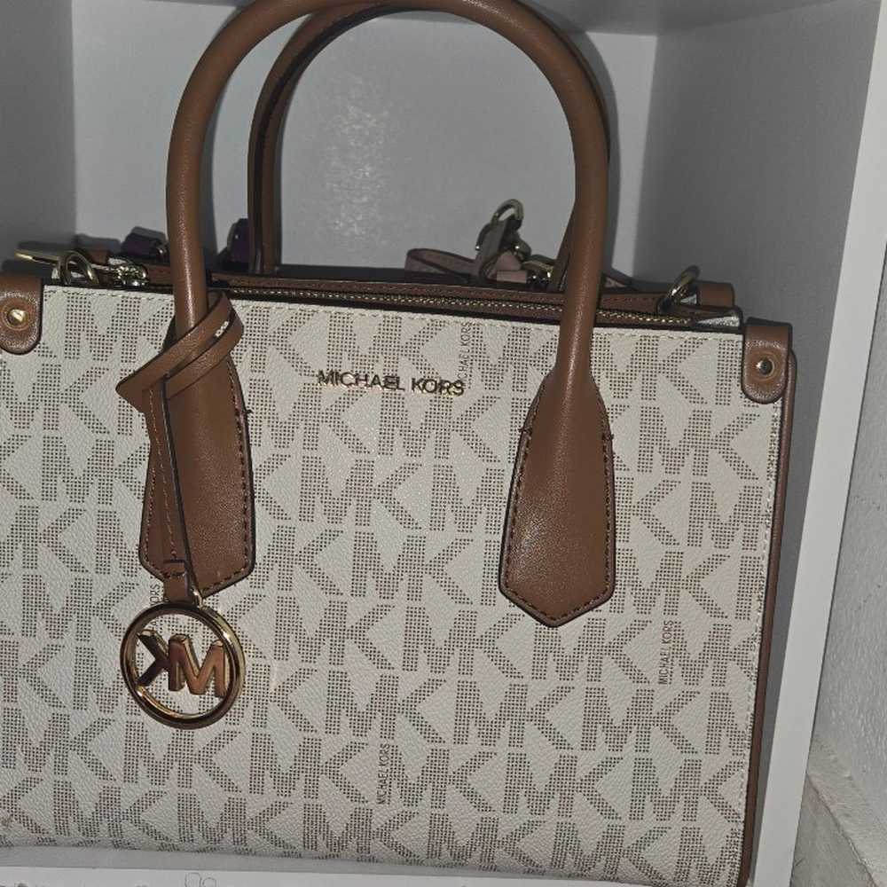 Michael Kors - image 1