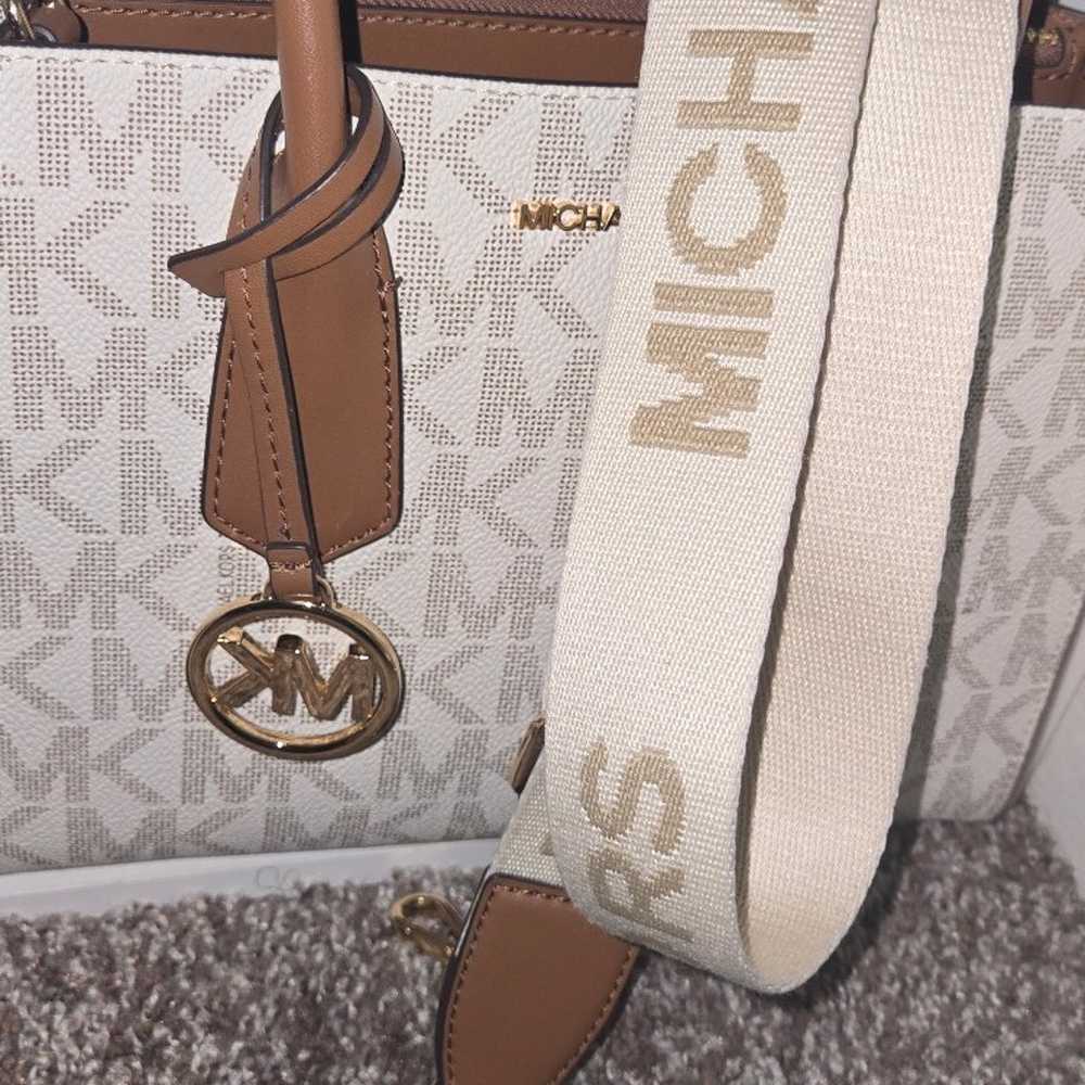 Michael Kors - image 3