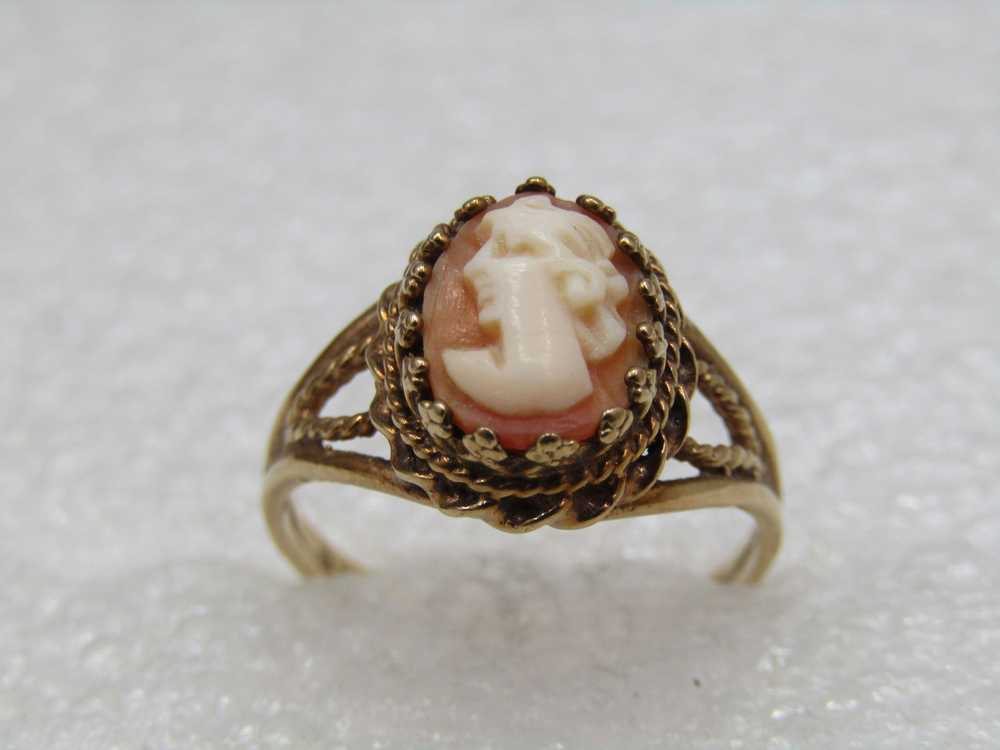 Vintage 10kt Cameo Ring, Sz. 8, 1.65gr. Victorian… - image 1