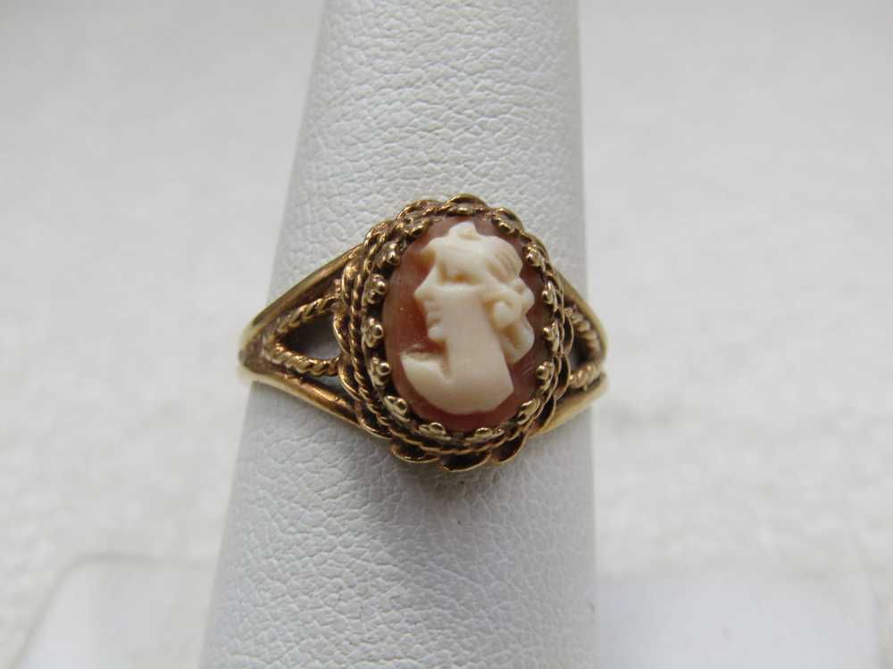 Vintage 10kt Cameo Ring, Sz. 8, 1.65gr. Victorian… - image 6