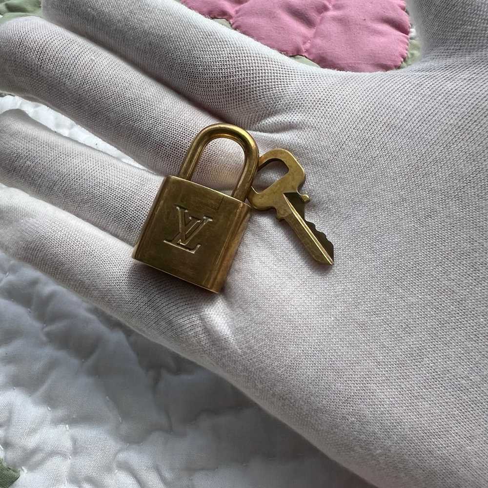 Louis Vuitton Brass Lock and Key 321 - image 3