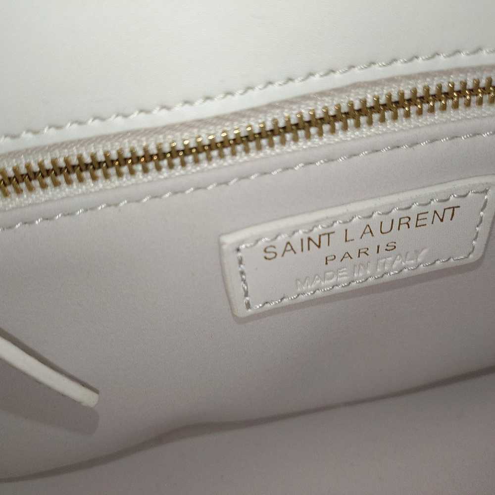 YSL LE 5 À 7 in Smooth Leather Blanc Vintage Hobo… - image 5