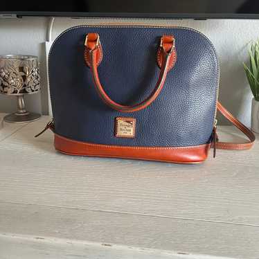 Dooney and Bourke Pebble grain zip zip satchel