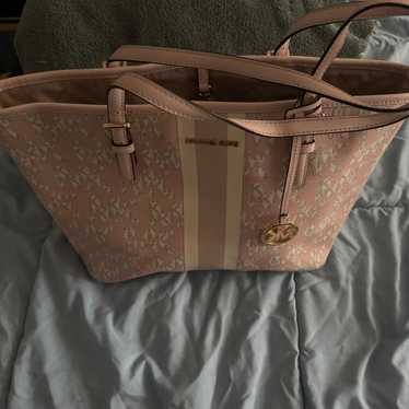 Micheal Kors tote