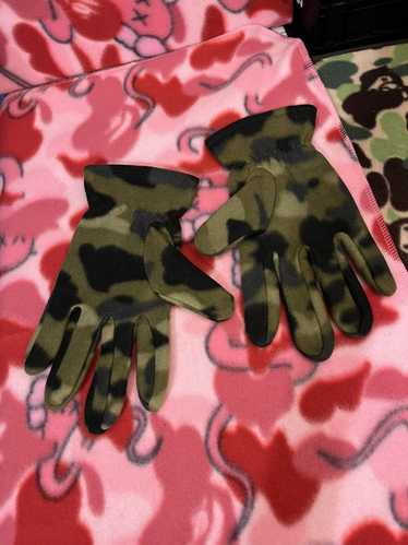 Bape Bape Red Camo Gloves