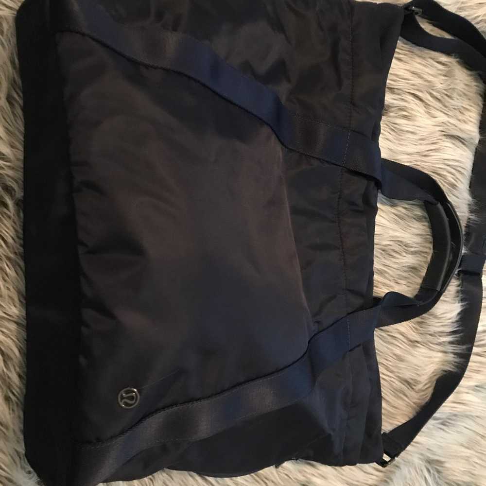 Lululemon carry the day bag - image 4