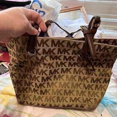 Michael Kors Jet Set tan Purse Pocketbook Handbag… - image 1