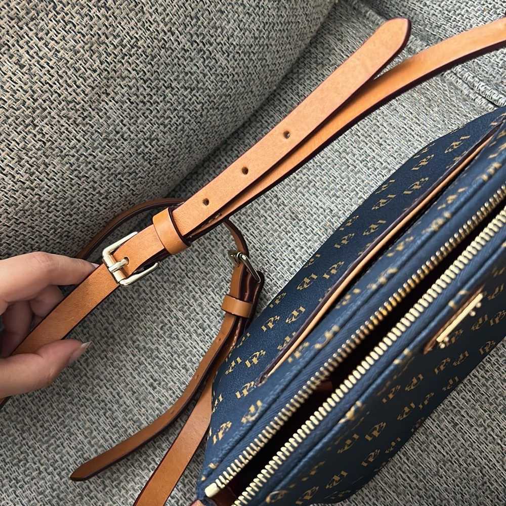 Dooney and Bourke crossbody bag - image 7